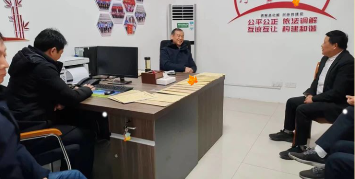 阜陽市關工委主任王長安到潁上調研信訪維穩(wěn)金牌調解室青少年法制教育工作
