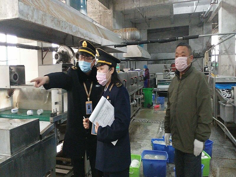 阜陽運用互聯(lián)網(wǎng)+智慧監(jiān)管模式 提高餐飲具集中消毒衛(wèi)生質(zhì)量