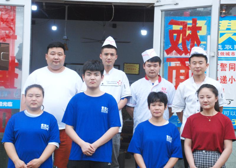 下館子哪家好？河畔老館子，真品味!